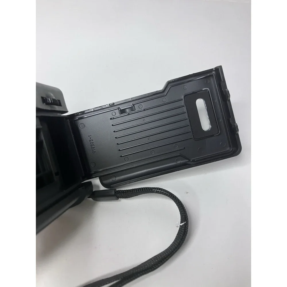 Vivitar Focus Free PN2011 35mm Film‎ Point/Shoot Camera